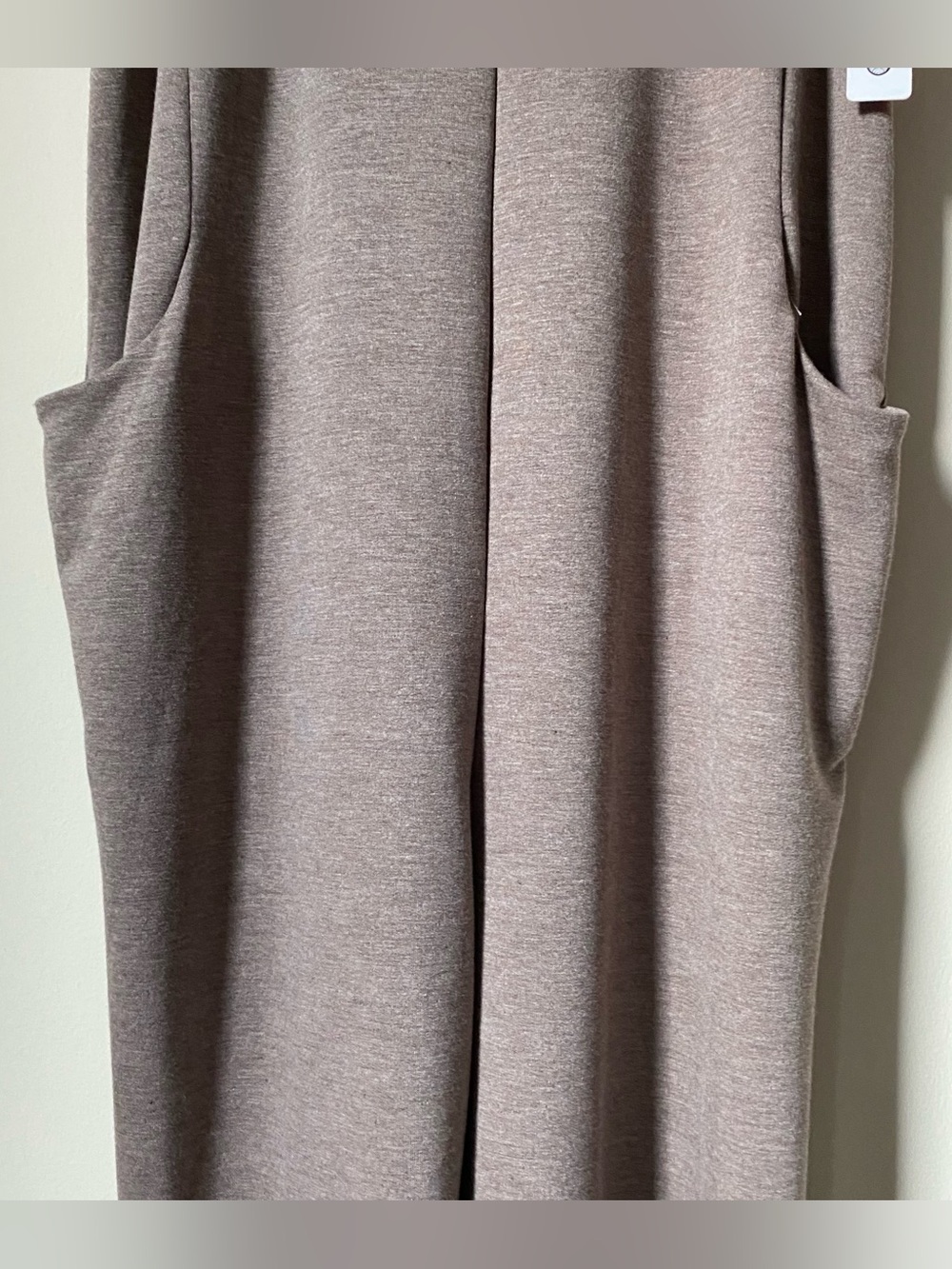 Sundry Brown Slouchy Jumpsuit White Tee Set Relaxed Jogger Comfy Lounge NWT S - Picture 6 of 15